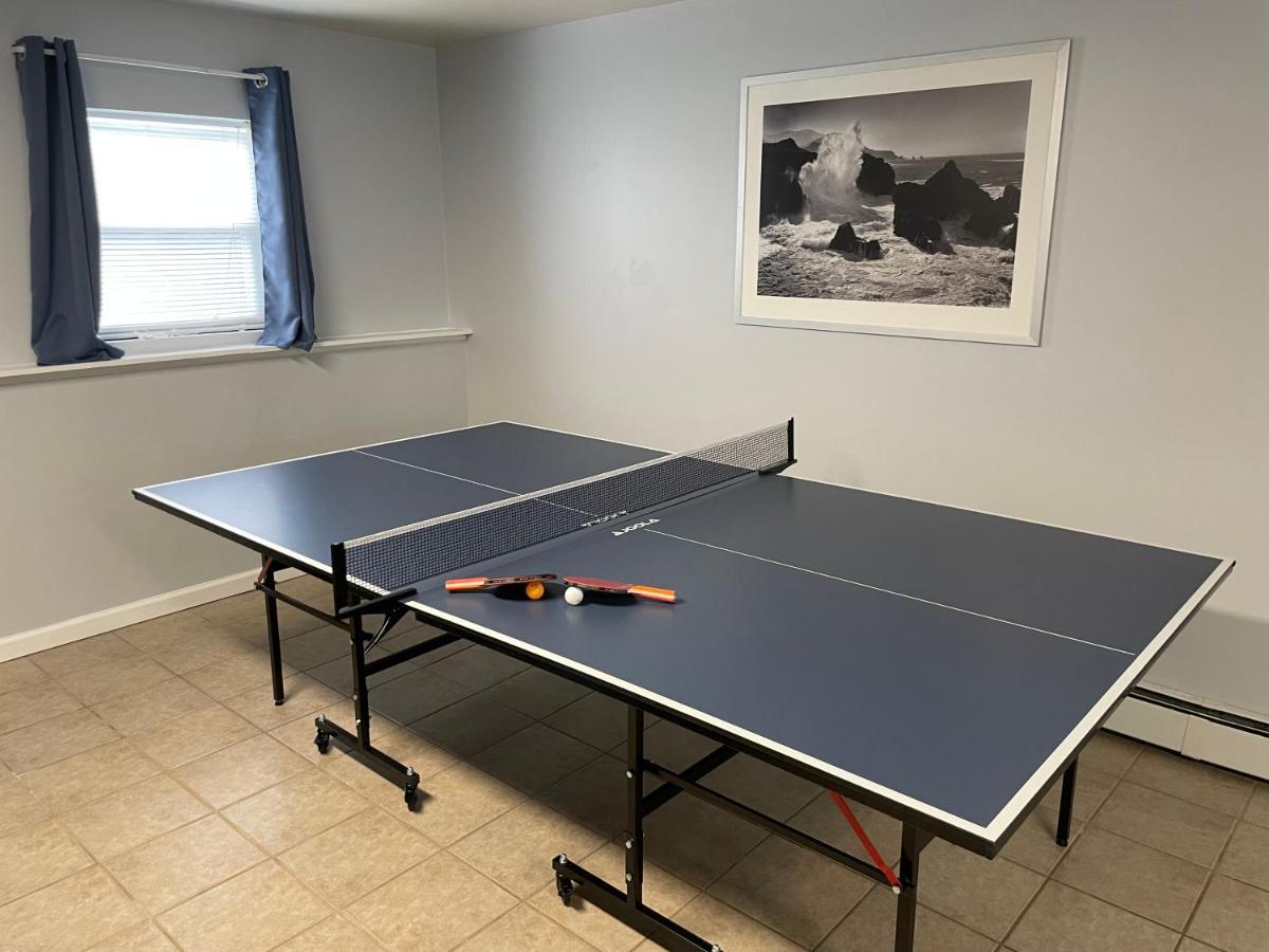 Holiday home Spacious Pocono With Hot Tub And Fire Pit